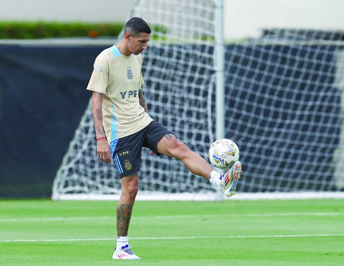 عمر اللاعب دي ماريا