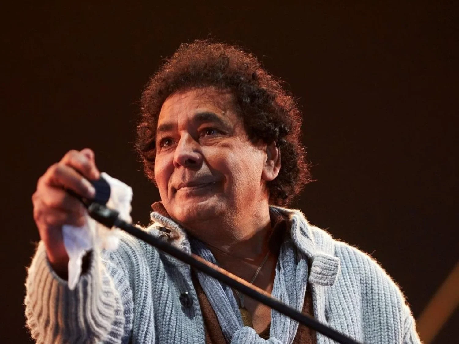 مرض محمد منير