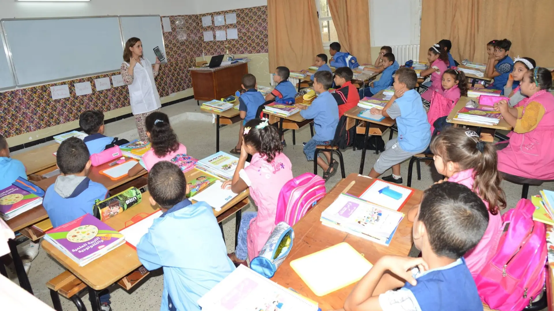 التسجيل في المنصة الرقمية لتوظيف الأساتذة المتعاقدين بالجزائر