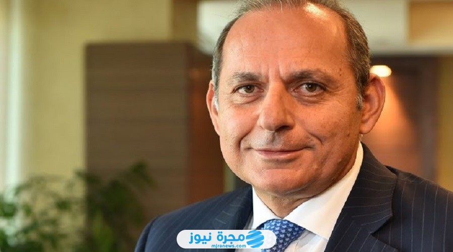 هشام عكاشة
