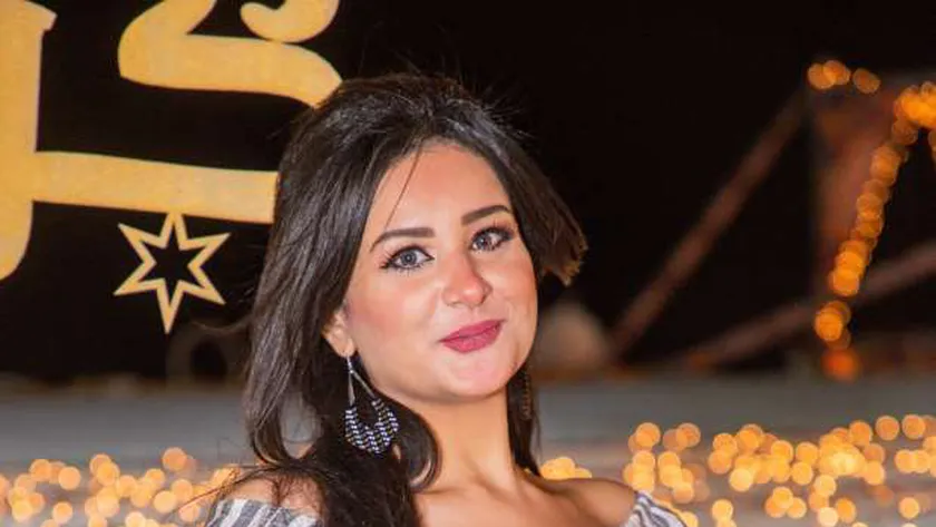 آلاء عبدالعزيز