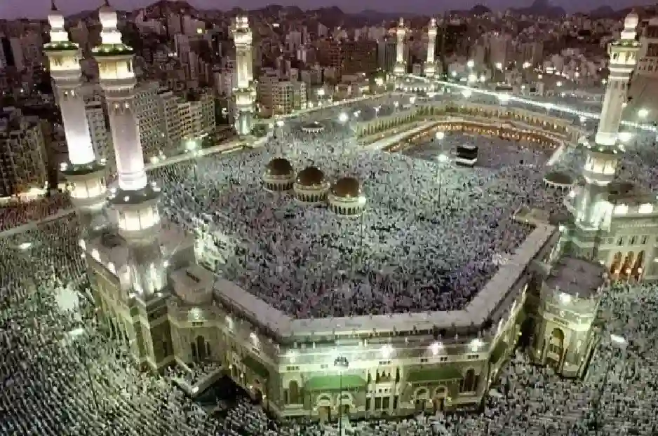 جدول أئمة التهجد في الحرم المكي