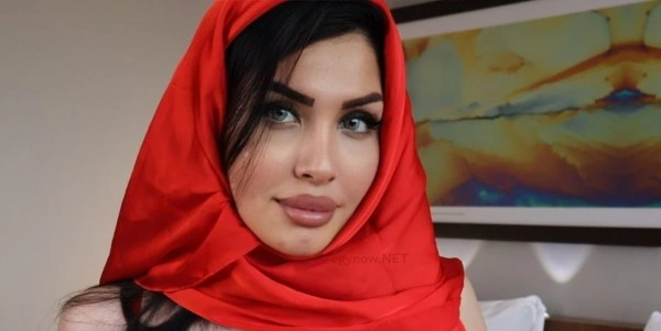 فيلم ميرا النوري بالحجاب