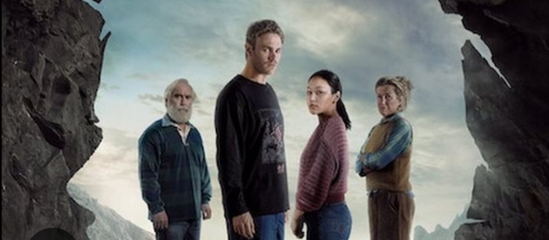 قصة مسلسل The Survivors