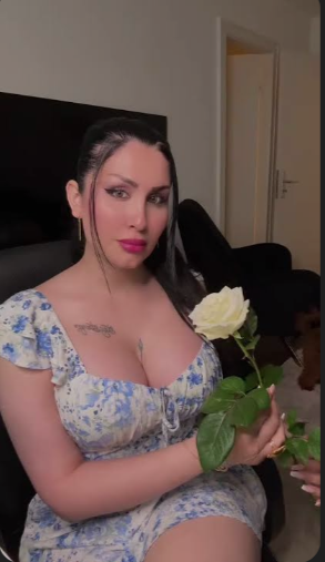 فيلم ميرا النوري مع زملائها بالجامعة
